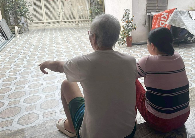 Vợ chồng bà Ngọc Lan ở Thanh Hóa mất trắng căn nhà do sang tên sổ đỏ cho con trai làm ăn thua lỗ. Ảnh: Nhân vật cung cấp