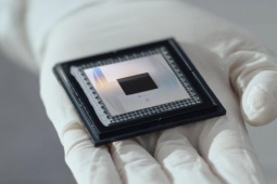 Google "khoe" chip máy tính lượng tử với sức mạnh không tưởng