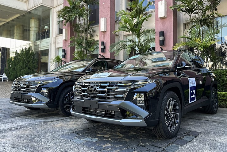 Cận cảnh Hyundai Tucson phiên bản cao cấp 1.6T tại Việt Nam - 1