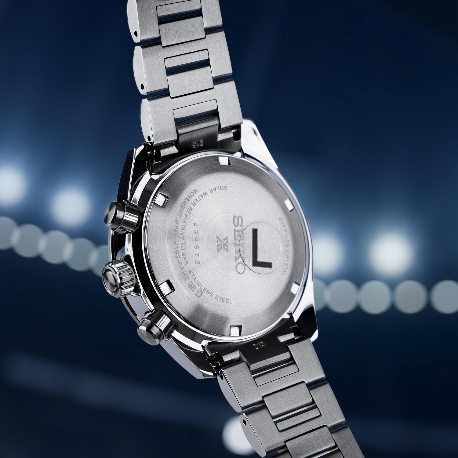 Seiko Prospex Speedtimer có tuổi thọ pin lên đến 10 năm, sạc tự động dưới mọi nguồn sáng