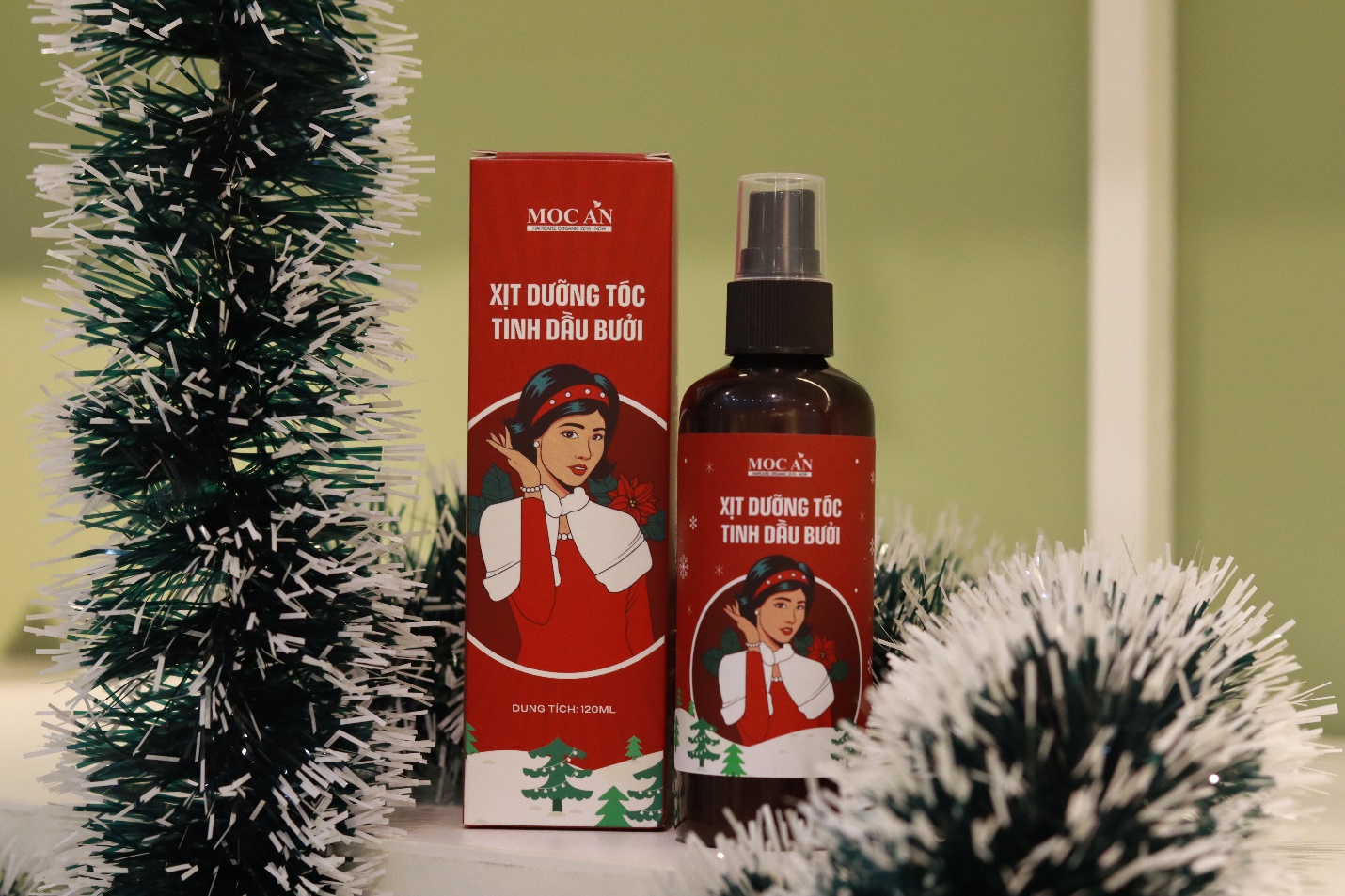 Bao bì sản phẩm phiên bản lễ hội với sắc đỏ rực rỡ, mang đến niềm vui, may mắn cho khách hàng