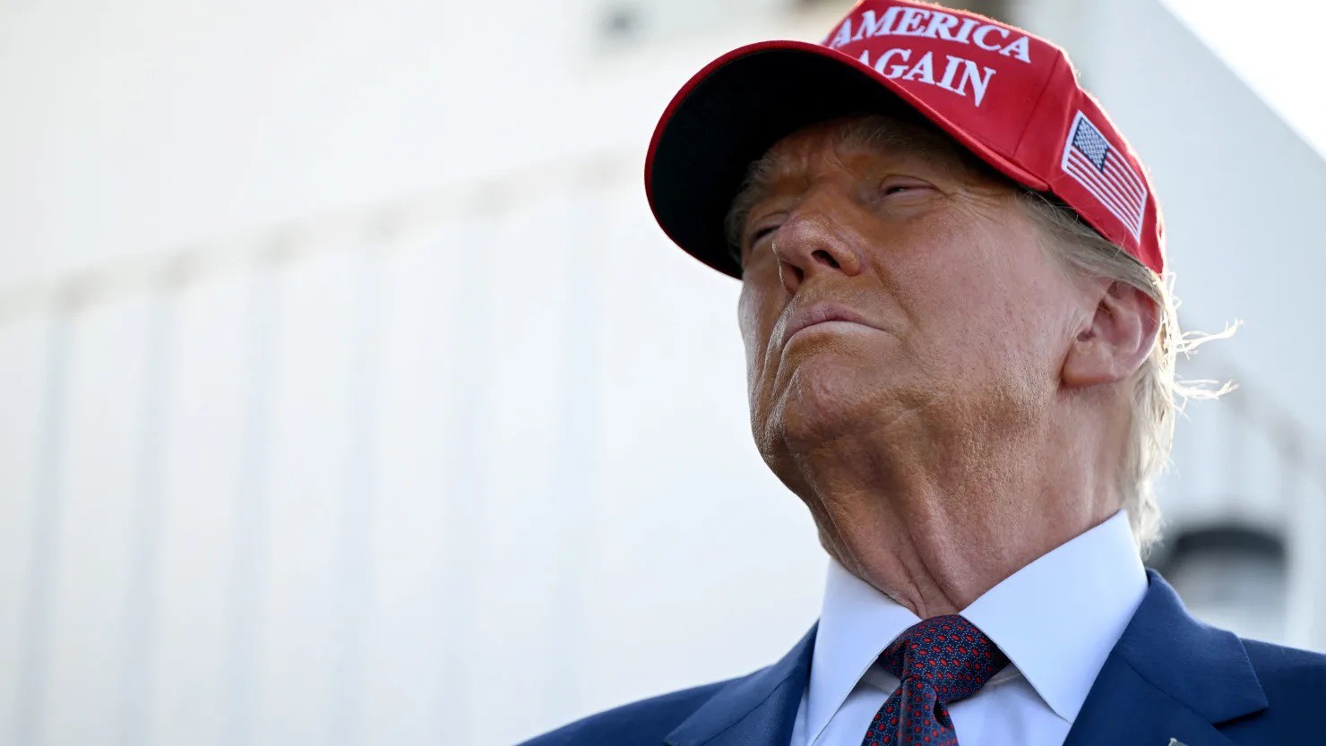 Ông Trump gửi thông điệp rõ ràng đến các nhà đầu tư quốc tế rằng Mỹ sẽ là một điểm đến hấp dẫn cho các dự án quy mô lớn.
