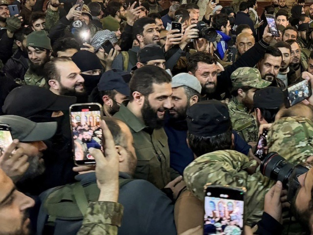Lực lượng đối lập Syria tuyên bố giải tán lực lượng chính phủ ông al-Assad