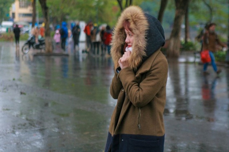 Hà Nội trời rét căm căm.