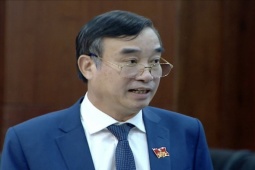 Chủ tịch Đà Nẵng: Cán bộ có ô tô cần trả lại chung cư thuê của nhà nước