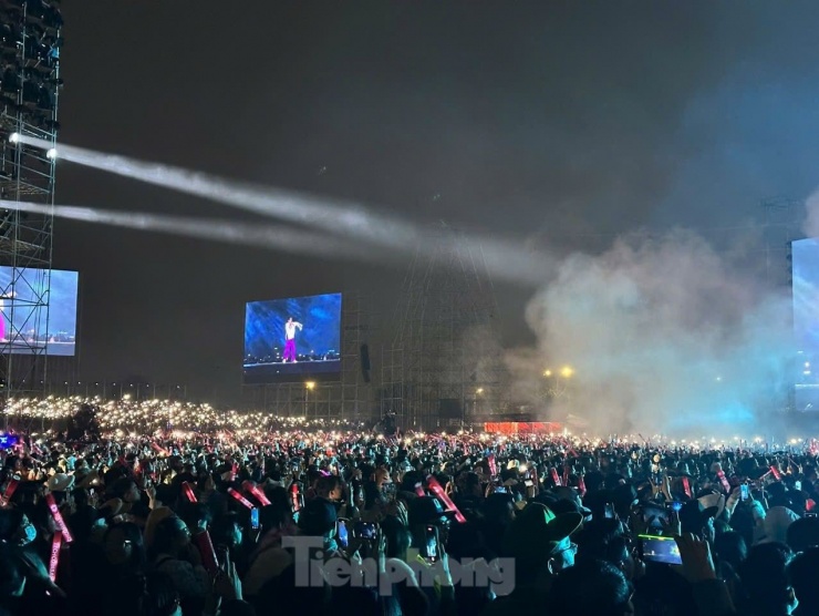 Theo NSND Xuân Bắc - Cục trưởng Cục Nghệ thuật biểu diễn, concert Anh trai vượt ngàn chông gai tạo hiệu ứng tích cực chưa từng có. Chương trình thu hút khán giả mọi lứa tuổi, được lãnh đạo Bộ Văn hóa, Thể thao và Du lịch quan tâm.