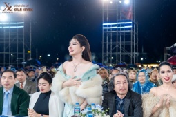 Thế giới thời trang - Chủ tịch VTM Xuân Hương nổi bật vai trò giám khảo chung kết Hoa Hậu Sinh Viên Việt Nam 2024