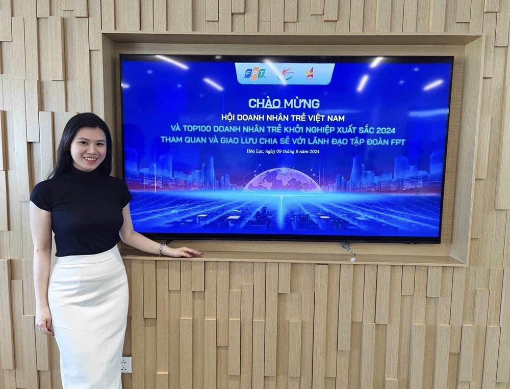 Khánh Vy tham gia các hoạt động của Hội doanh nhân trẻ Việt Nam. &nbsp;Nguồn: MARVY CO.