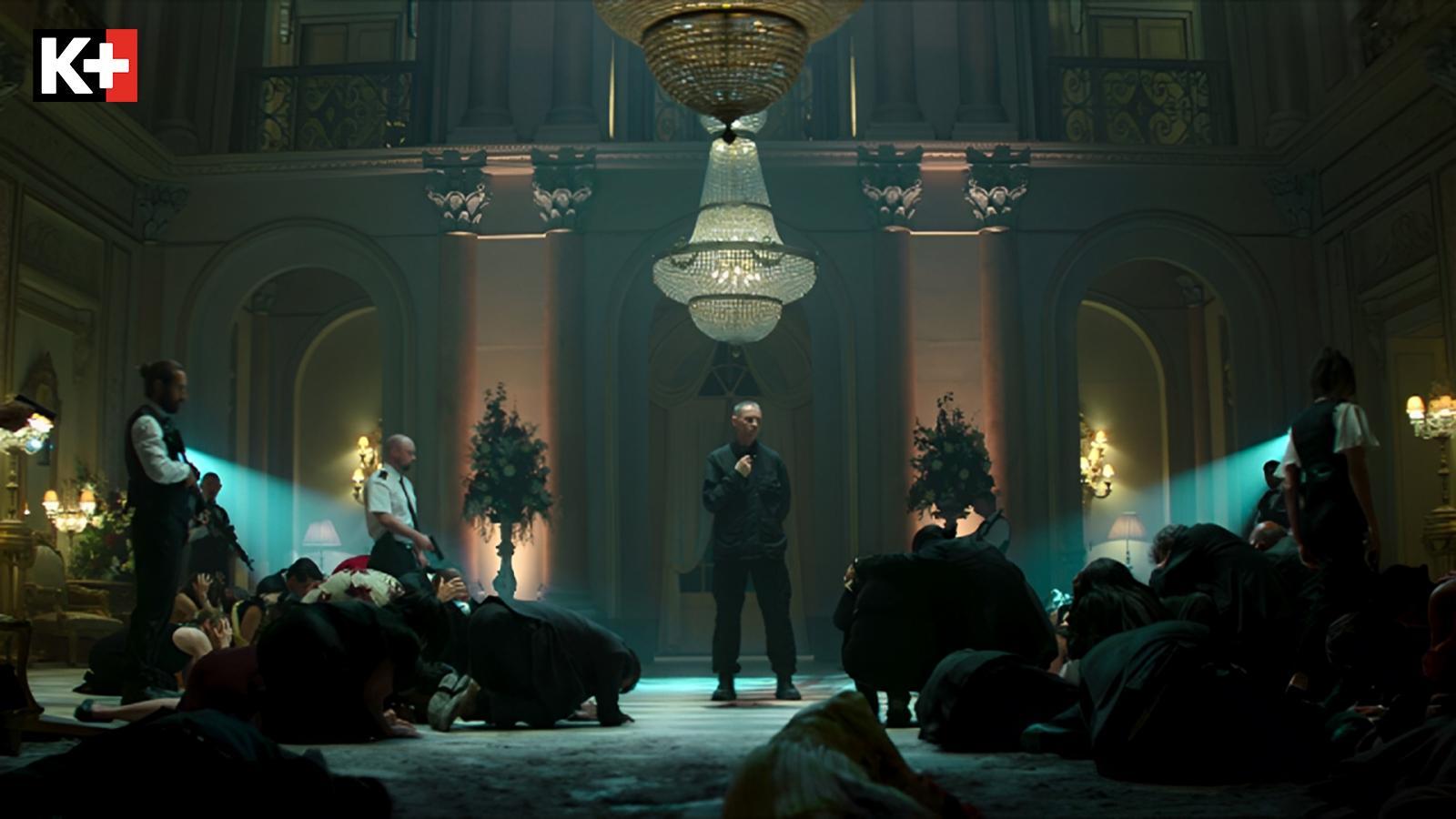 Paris Thất Thủ căng não ngay từ tập đầu tiên