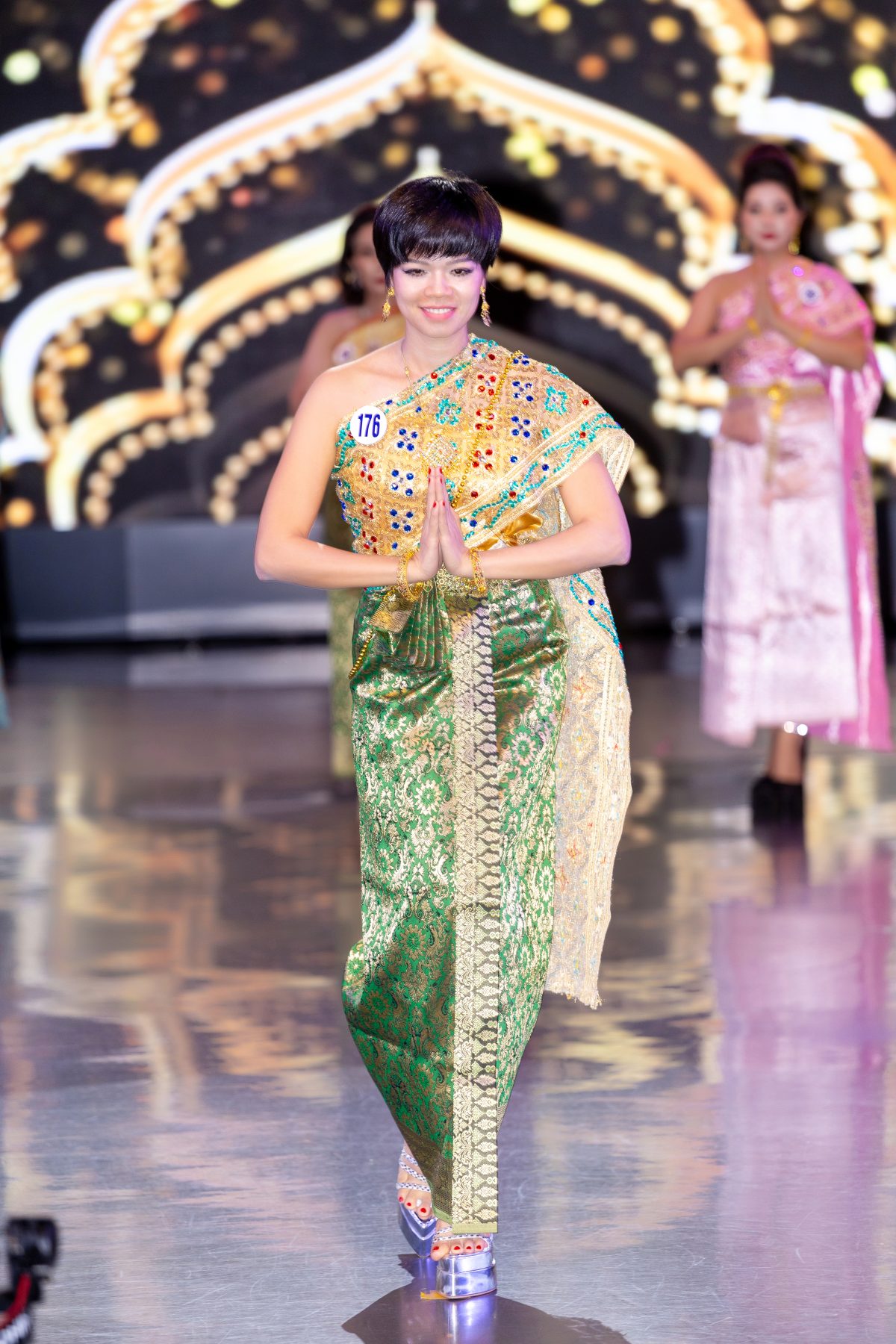 Doanh nhân Trần Thị Tố Trang và hành trình đạt ngôi vị Á hậu 3 Miss Business Charm International 2024 - 2