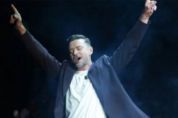 Đàn ông - Justin Timberlake gặp sự cố nhạy cảm về trang phục trên sân khấu