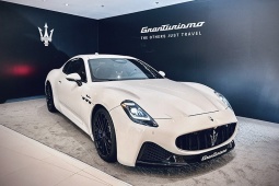 Chi tiết Maserati GranTurismo thế hệ mới tại Việt Nam, giá hơn 9,8 tỷ đồng