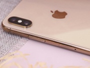Thời trang Hi-tech - iPhone đẹp sang trọng, giá chưa đầy 5 triệu, đủ hot không kém iPhone mới