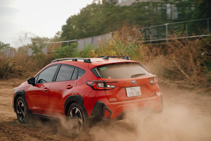 Mẫu xe nhập Nhật Subaru Crosstrek có những gì đặc biệt? - 2