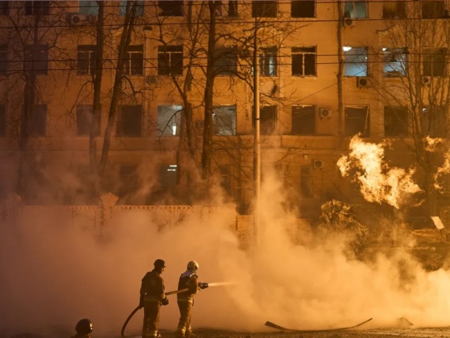 Chiến sự Nga-Ukraine 21-12: Kiev, Kursk hứng 'mưa' tên lửa, đạn pháo