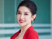 Đời sống Showbiz - Á hậu Huyền My - "Phú bà" sang chảnh của Vbiz khoe cơ ngơi hoành tráng ở tuổi 30