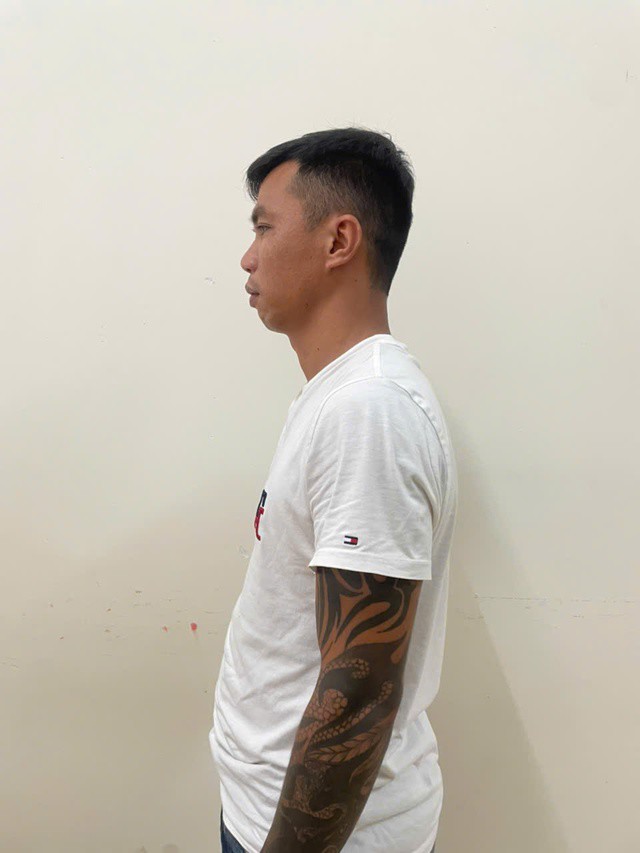 Người đàn ông đi xe bán tải đuổi chém 2 phụ nữ: Sự việc xảy ra 2 tháng trước! - 2