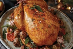 Ẩm thực - Vì sao gà tây nướng là món ăn không thể thiếu trong đêm Giáng sinh? Cách chế biến dễ dàng được đầu bếp tiết lộ