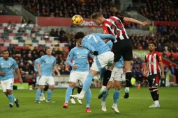 Video bóng đá Brentford - Nottingham Forest: Cựu sao MU tỏa sáng, bỏ xa Man City (Ngoại hạng Anh)