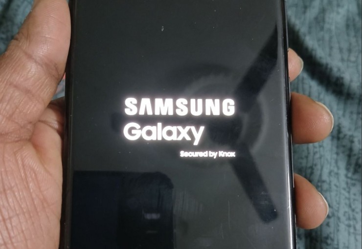 Vòng lặp khởi động trên điện thoại Galaxy S22 bị ảnh hưởng bởi sự cố.