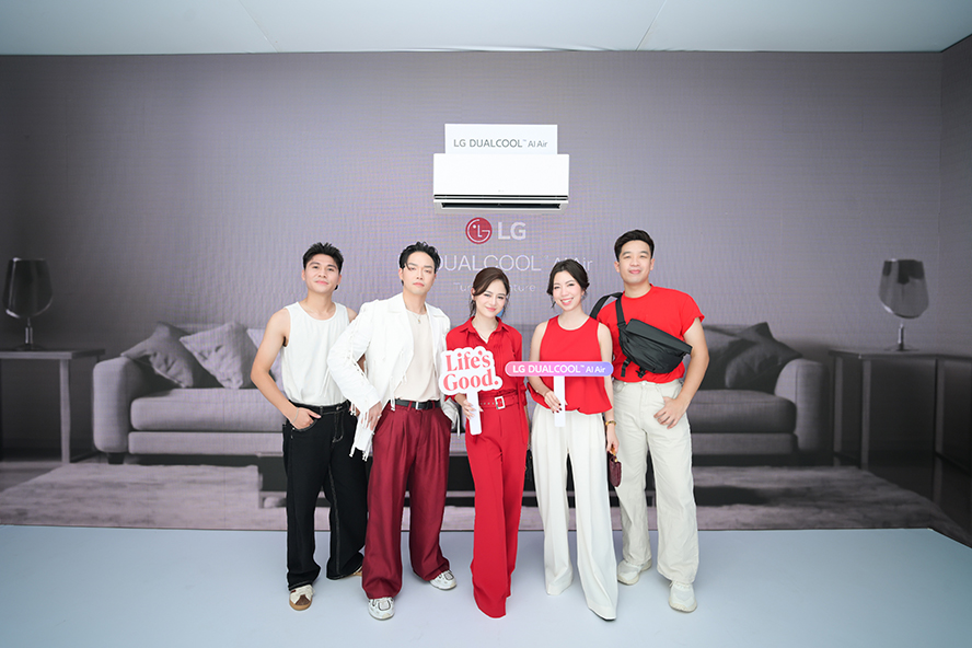 Các KOLs tại triển lãm “Hoà âm tầng không”, giới thiệu điều hoà LG DUALCOOL™ AI Air