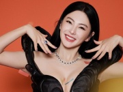 Thời trang - 'Song Hye Kyo Trung Quốc' khoe vòng một táo bạo