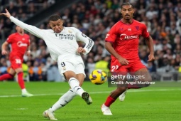Video bóng đá Real Madrid - Sevilla: "Đại tiệc" tưng bừng, vượt qua Barcelona (La Liga)