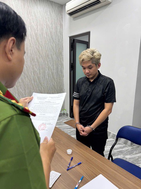 Đối tượng Trịnh Thành Đức (rapper Lil Ken)