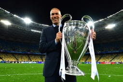 Bóng đá - Kỳ lạ Zidane 1.307 ngày &quot;thất nghiệp&quot;, từ chối MU và 3 ông lớn châu Âu