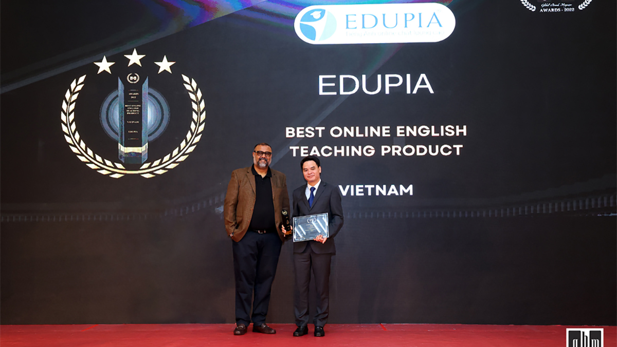 Sản phẩm Edupia của công ty cổ phần giáo dục Educa Corporation từng nhận giải Best Online English Teaching Product – Sản phẩm đào tạo Tiếng Anh trực tuyến tốt nhất) tại lễ trao giải Global Brand Awards (Giải thưởng thương hiệu toàn cầu).