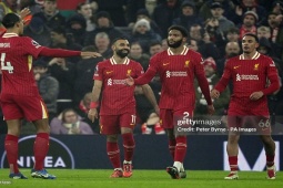 HLV Slot tuyên bố Liverpool chưa chắc vô địch, cảnh báo học trò