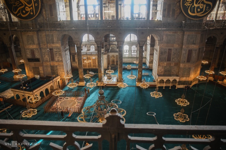 Thánh đường gần 1.500 tuổi mang kiến trúc hai tôn giáo - 12