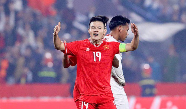 Quang Hải đang chơi cực ấn tượng ở AFF Cup 2024. (Ảnh: Đức Cường)