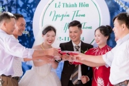 Bạn trẻ - Cuộc sống - Cặp đôi ở Hà Nội trùng tên 'lạ', kể tình huống hài hước khi về chung nhà