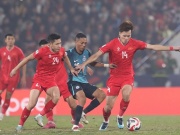Bóng đá - ĐT Việt Nam đấu Singapore: Ngỡ ngàng 3 tình huống VAR, penalty xác đáng