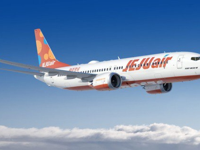 Thêm một máy bay của Jeju Air gặp sự cố tương tự vụ tai nạn khiến 179 người chết