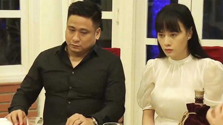 Ông trùm Quỳnh Búp Bê U50 bị vợ chụp ảnh "bắt quả tang" làm "phi công trẻ", thừa nhận lo lắng - 9