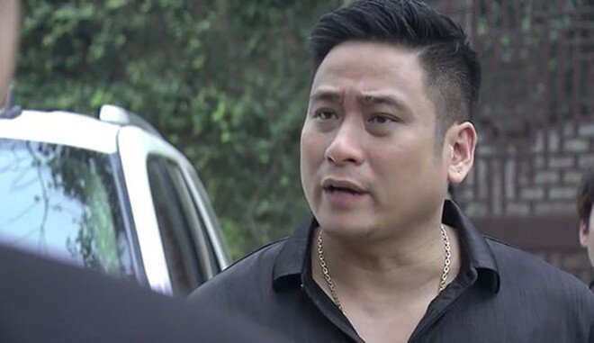 Minh Tiệp quen thuộc với khán giả trong vai Vũ "mặt sắt" của phim Quỳnh Búp Bê.