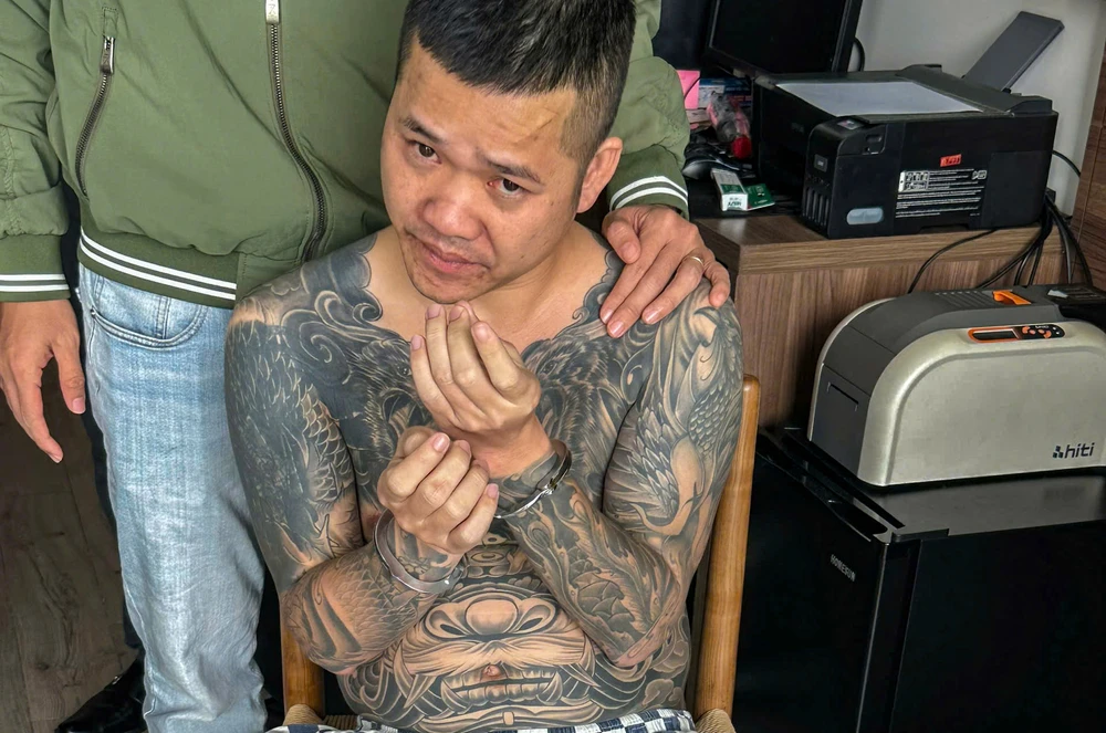 Đỗ Trung Kiên bị bắt giữ ở TP Tuy Hòa, tỉnh Phú Yên. Ảnh: T. MINH