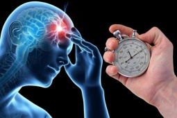 Sức khỏe đời sống - Người đàn ông bị liệt nửa người vì bỏ lỡ 'thời gian vàng' và hệ lụy đáng tiếc