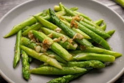 Sức khỏe đời sống - Điều gì xảy ra nếu ăn măng tây thường xuyên?