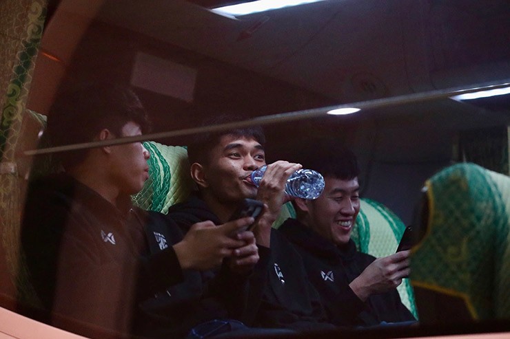 HLV Thái Lan thưởng thức đặc sản Việt Nam lúc vừa đến Hà Nội - 4