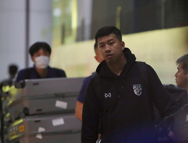 Nhóm thứ hai của “Voi chiến” có
mặt tại đây lúc 20h55