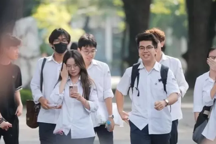 Sau cuộc đại sắp xếp các trường đại học: Cánh cổng vào đại học năm 2026 có hẹp lại?