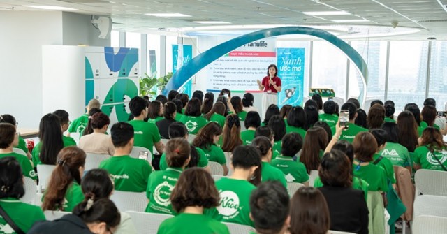 Tư vấn viên bảo hiểm Manulife được đào tạo kiến thức sức khỏe cộng đồng