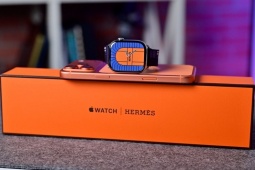 Video mở hộp Apple Watch Series 11 Hermes siêu sang