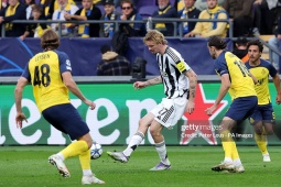 Bóng đá - Trực tiếp bóng đá Union SG - Newcastle: "Chích chòe" có bàn thứ 4 (Cúp C1) (Hết giờ)