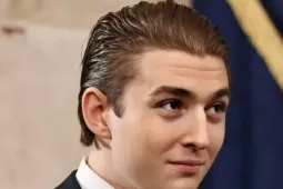 Barron Trump hẹn hò