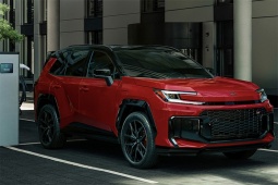 Cú "hụt hơi" khó tin đến từ Toyota, bán ra chỉ 18 xe điện tại Nhật Bản