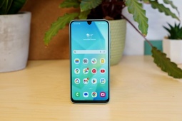One UI 8 tiếp tục đổ bộ lên thêm 3 thiết bị của "nhà" Galaxy